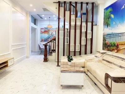 BIỆT THỰ LỘNG LẪY, Chùa Bộc, ĐẸP Ở LUÔN Ô TÔ, 49m2, 4 tỷ 5